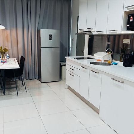 Summer Suites By Moon Orchid Kuala Lumpur Exterior foto