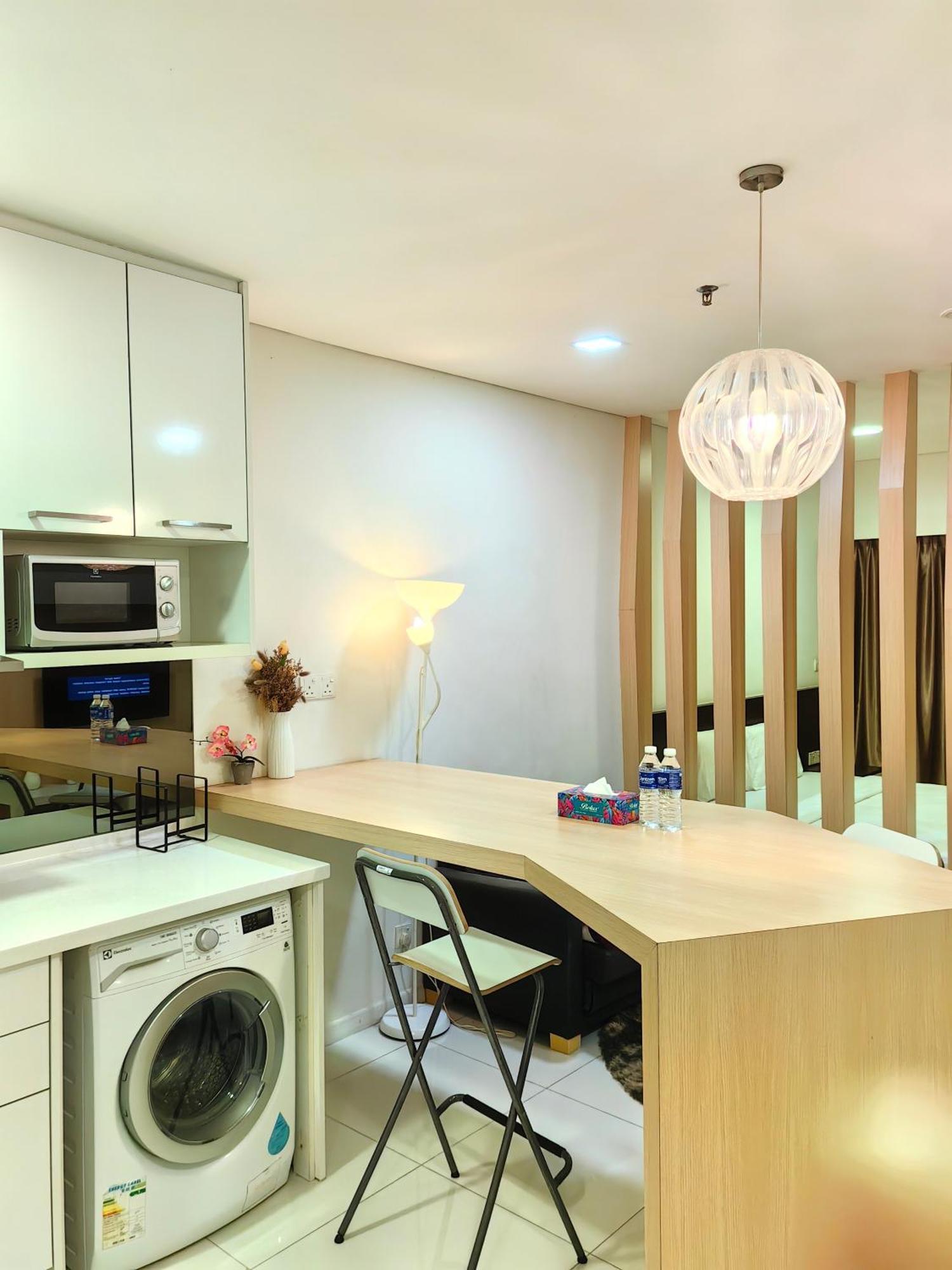 Summer Suites By Moon Orchid Kuala Lumpur Exterior foto