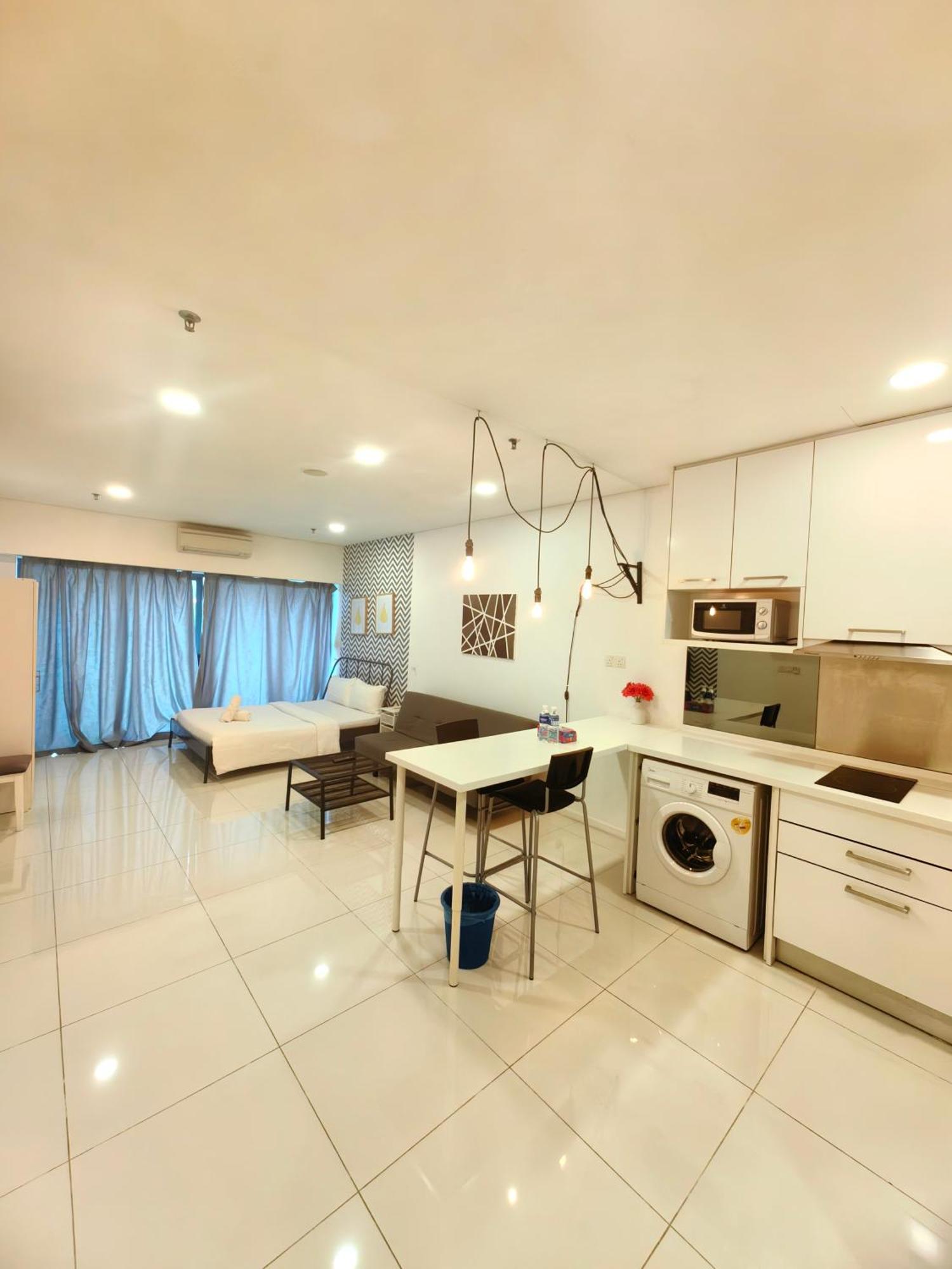 Summer Suites By Moon Orchid Kuala Lumpur Exterior foto