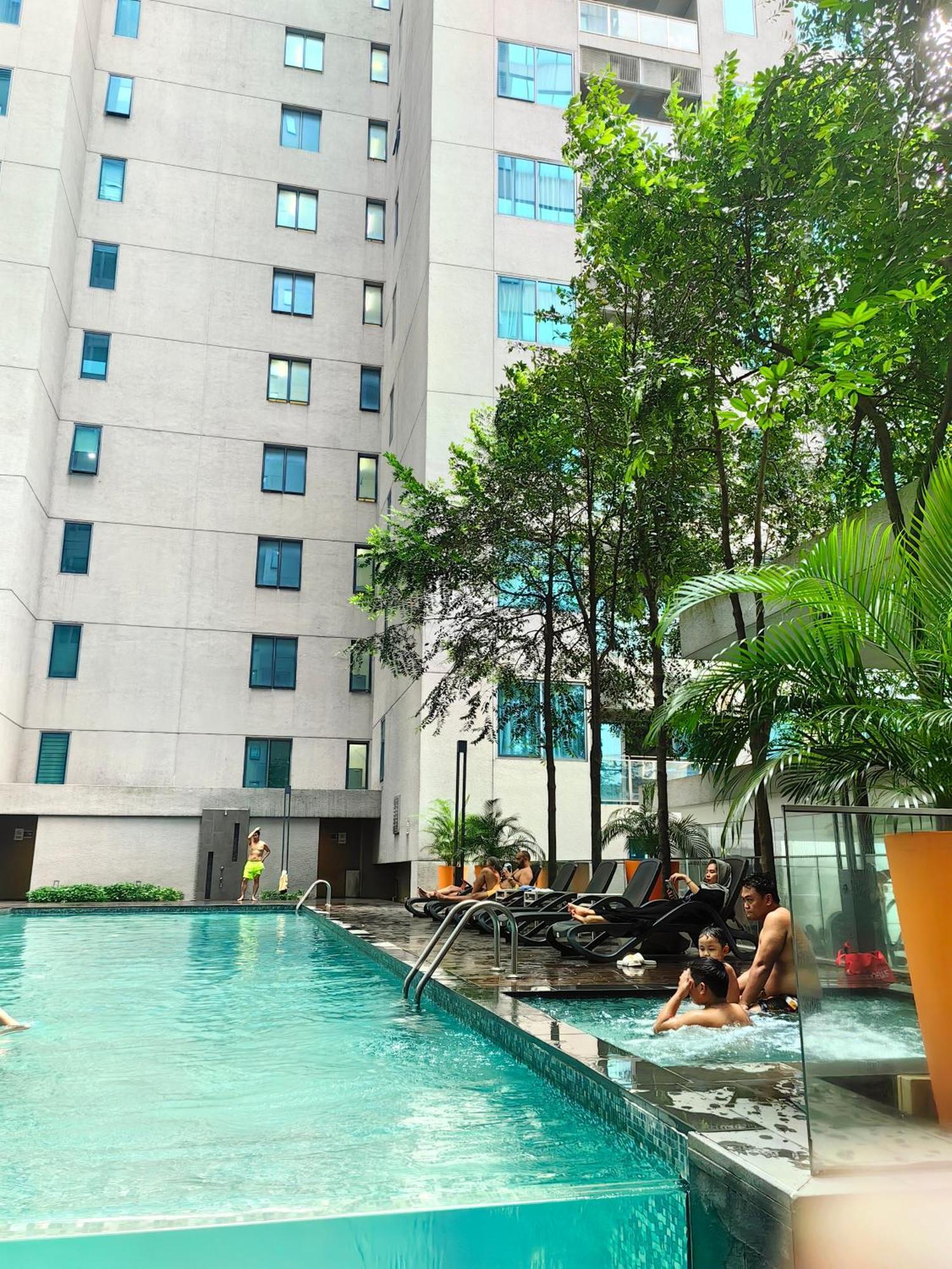 Summer Suites By Moon Orchid Kuala Lumpur Exterior foto
