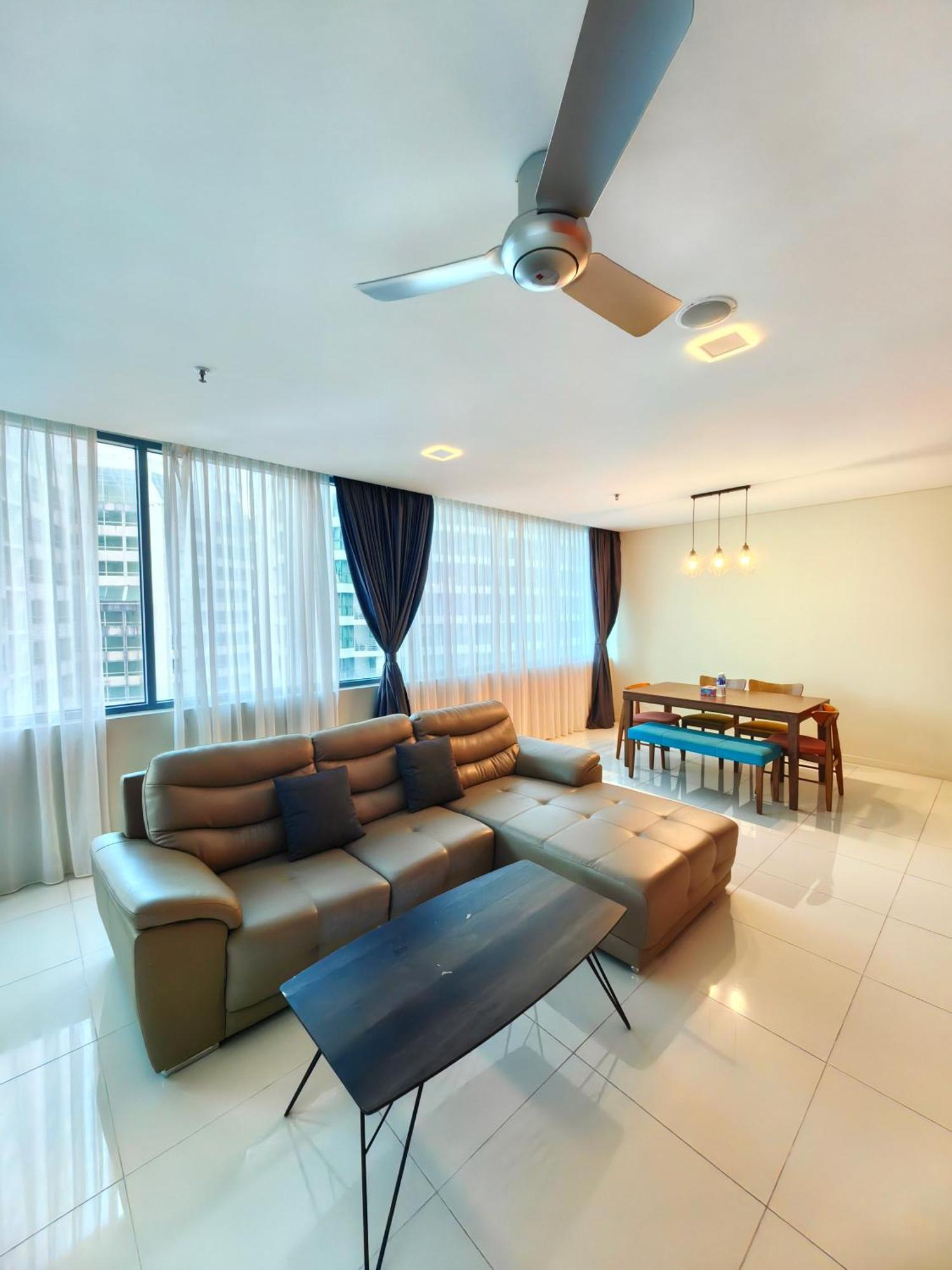 Summer Suites By Moon Orchid Kuala Lumpur Exterior foto